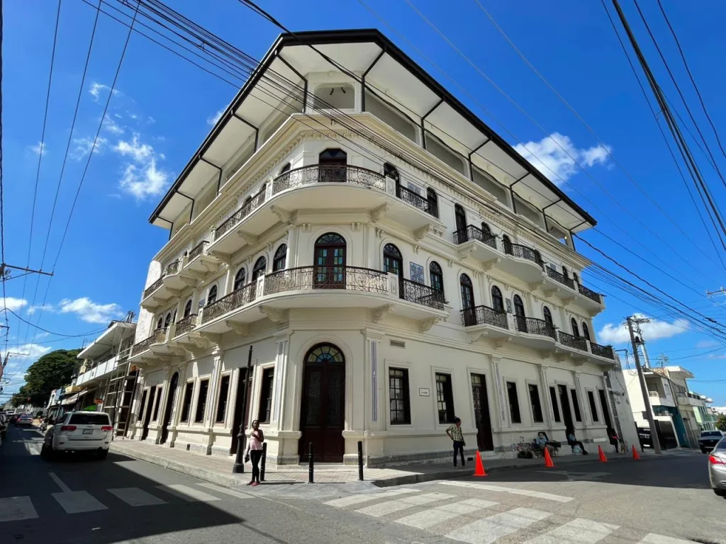 Banreservas despliega agenda de arte, música y teatro en Santo Domingo y Santiago durante agosto Banreservas despliega agenda de arte musica y teatro en Santo Domingo y Santiago durante agosto