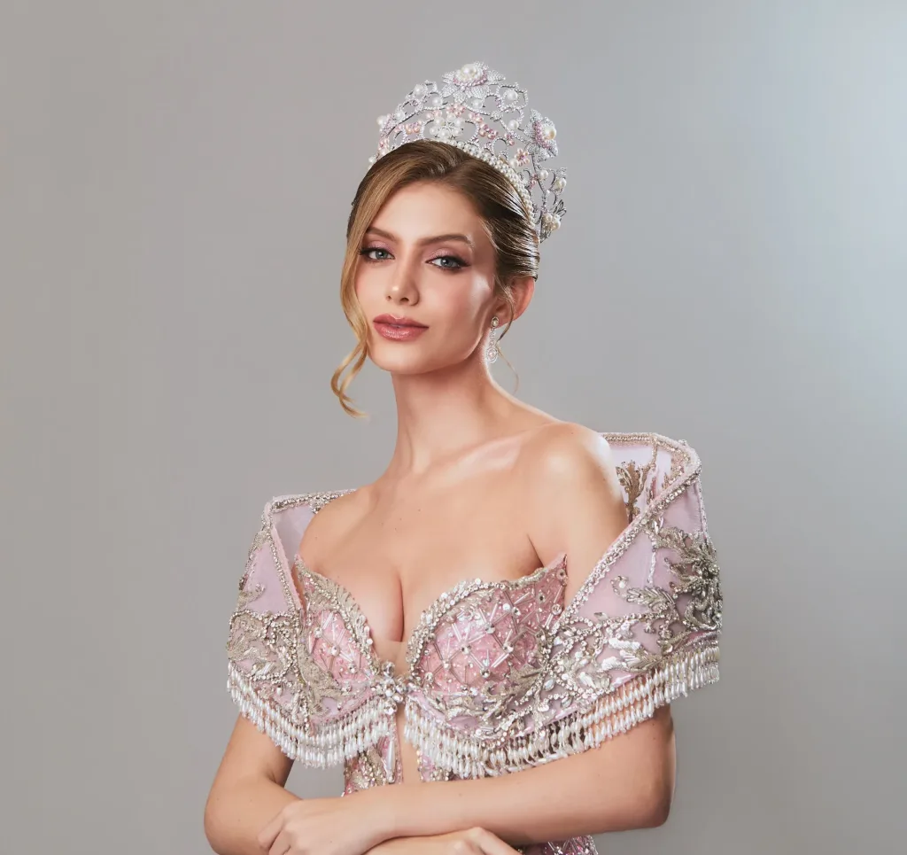Miss International República Dominicana 2026 coronará a su nueva reina rumbo a Tokio Catalina Duque Miss International 2025 eljacaguero scaled e1786726838577