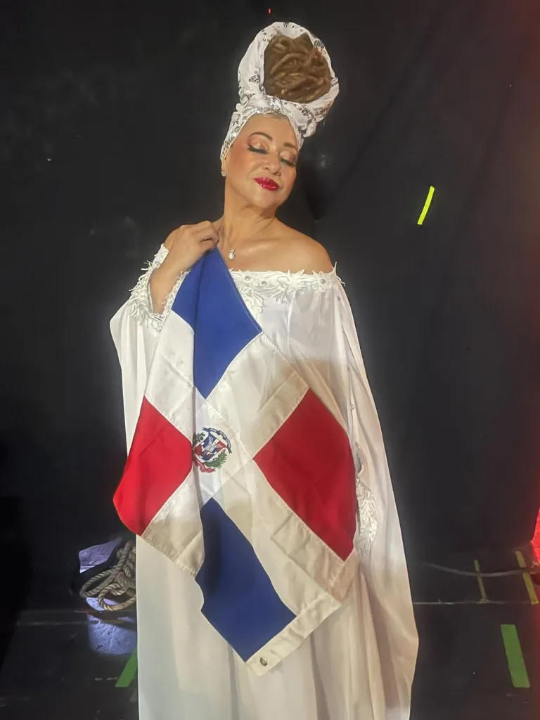 Diomary La Mala lleva el talento dominicano al escenario del Festival Mundial del Bolero Diomary La Mala lleva el talento dominicano al escenario del Festival Mundial del Bolero1