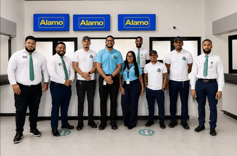 Alamo Rent A Car recibe cuatro Traveller Review Awards 2026 de Booking.com Equipo de Aeropuerto Internacional de Punta Cana