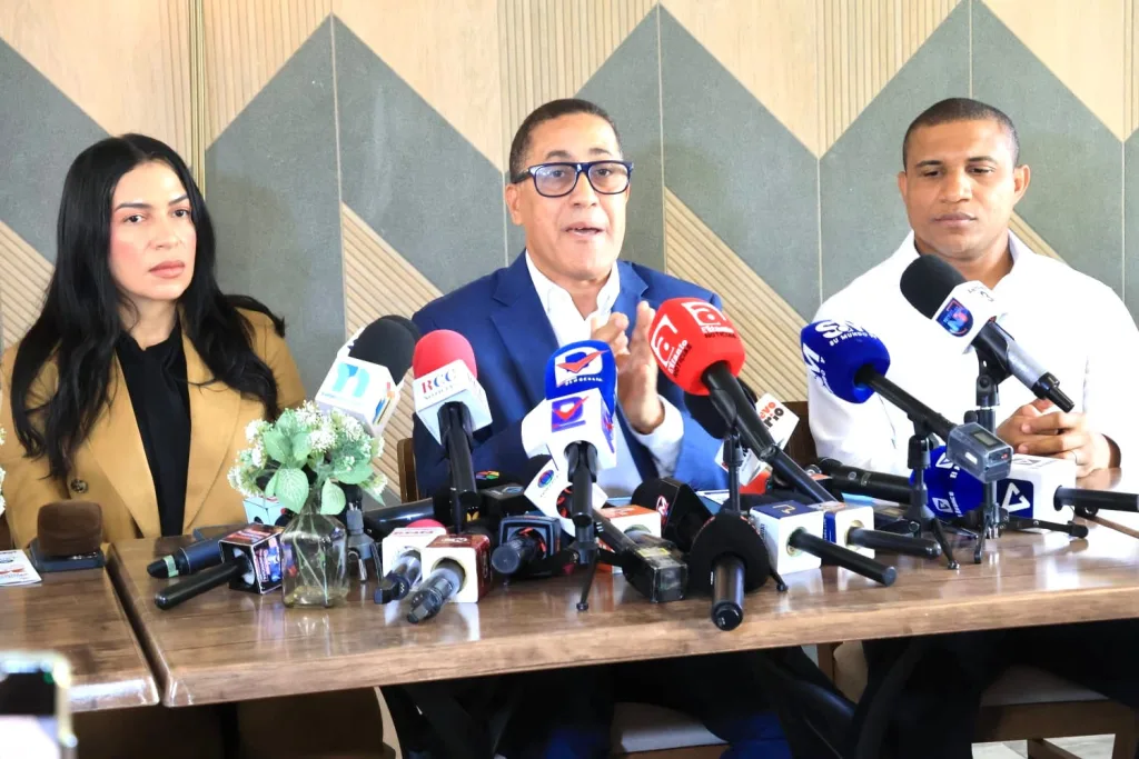 Gobierno entrega 926 nuevas aulas y acelera construcción para el próximo año escolar Gobierno entrega 926 nuevas aulas y acelera construccion para el proximo ano escolar