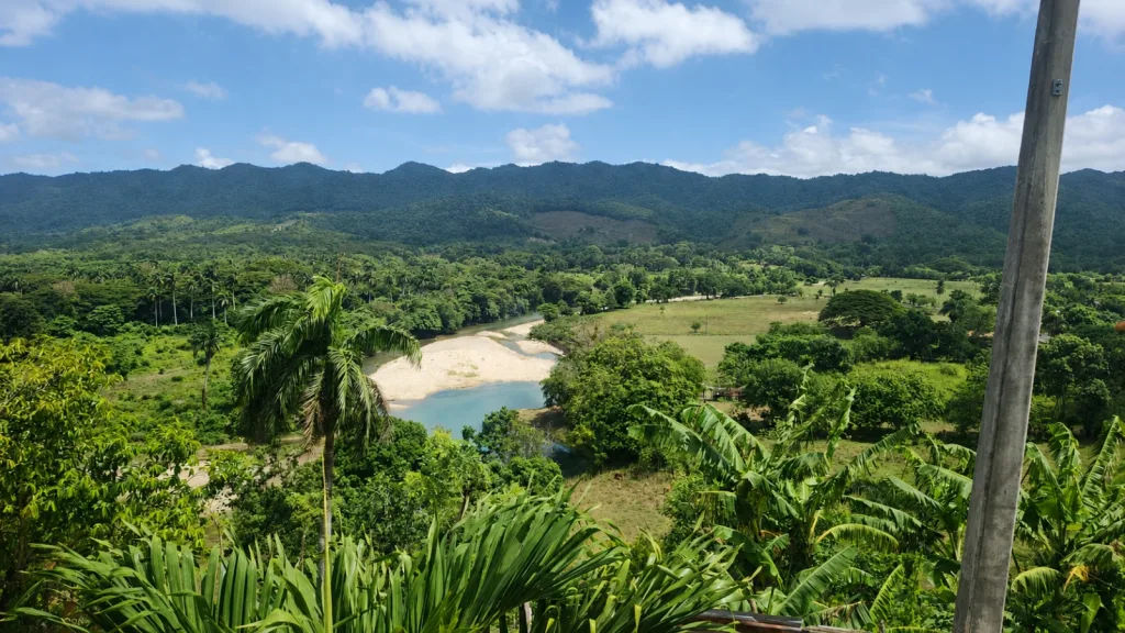 Espaillat apuesta al ecoturismo con nueva Mesa de Turismo y proyecto para la cordillera septentrional Jamao al Norte eljacaguero