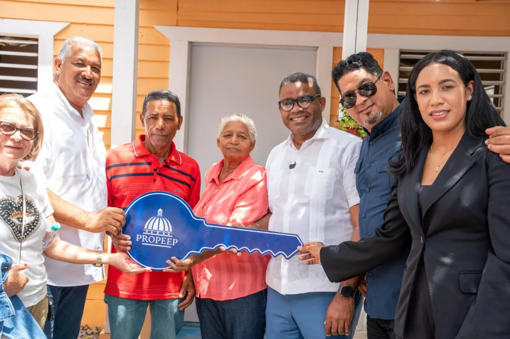 Propeep entrega vivienda renovada en Ocoa y anuncia que ampliará apoyo a familias vulnerables Propeep entrega vivienda renovada en Ocoa y anuncia que ampliara apoyo a familias vulnerables