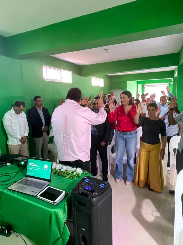 Raúl Martínez reclama investigar pérdida de recurso que compromete RD$2,693 millones del Estado Raul Martinez reclama investigar perdida de recurso que compromete RD1jpg