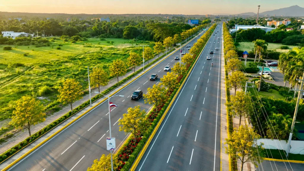 Santiago prepara sus principales accesos con plan de arborización previo a encuentro de la CEPAL arborizacion previo a encuentro de la CEPAL