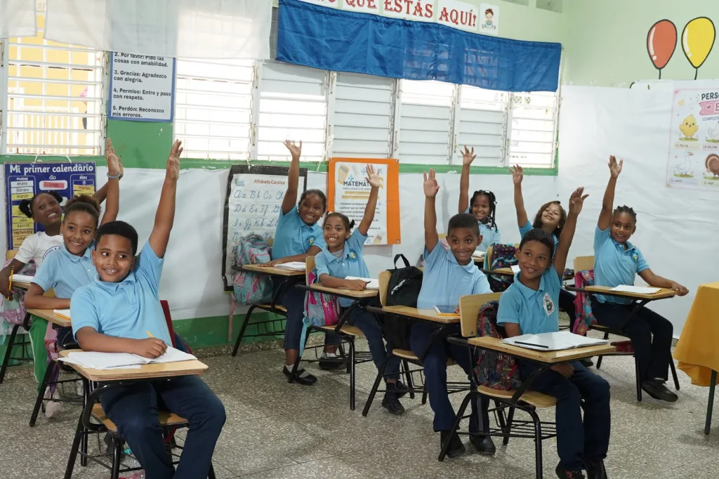 MINERD habilita consulta del Bono a Mil para el año escolar 2026-2027 estudiantes escolar 2026 2027