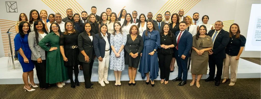 APAP conmemora 64 años y reconoce a colaboradores con hasta 35 años de trayectoria APAP conmemora 64 anos y reconoce a colaboradores con hasta 35 anos de trayectoria