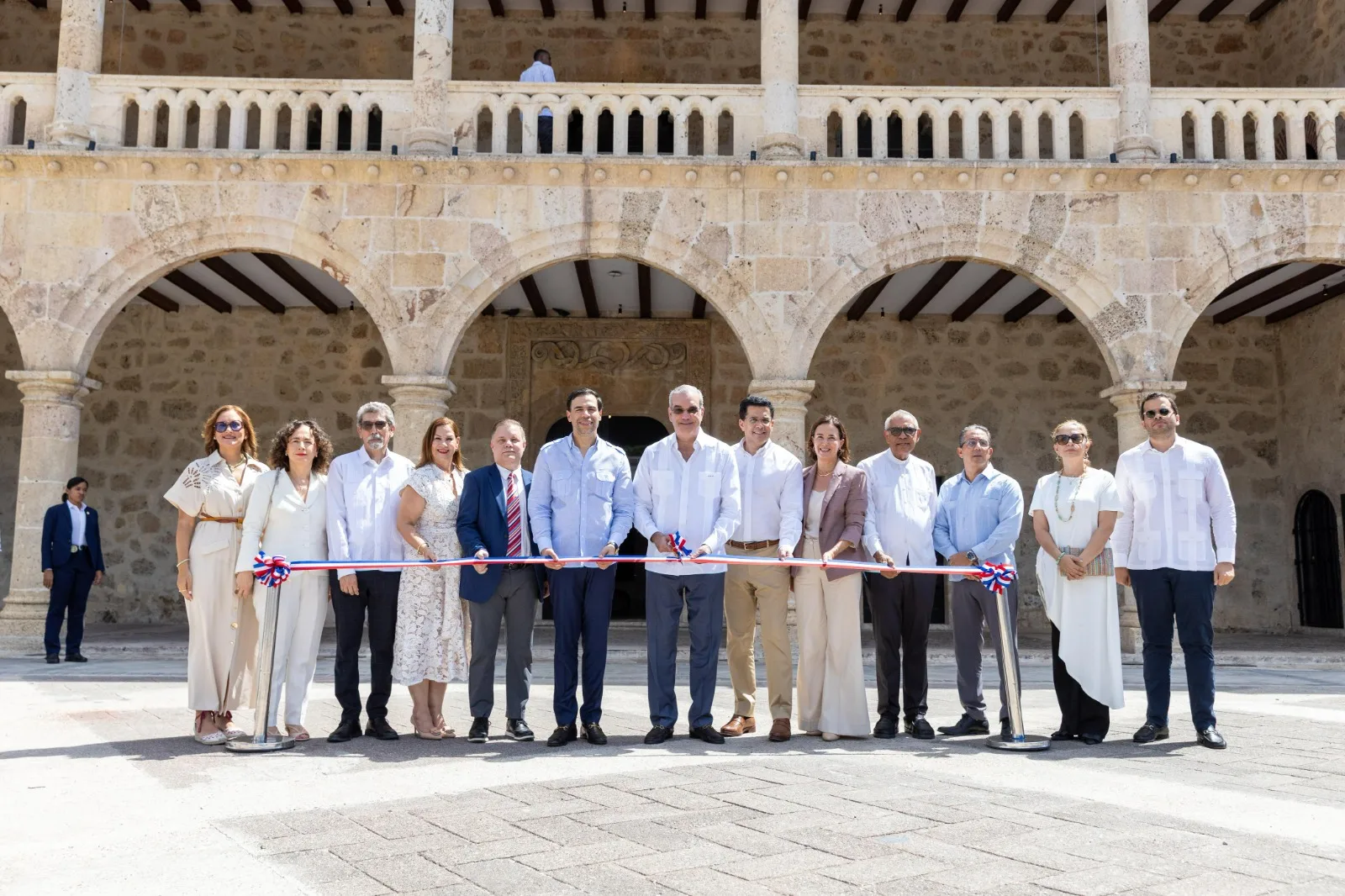 Abinader reabre Alcázar de Colón tras inversión de RD$100 millones Abinader reabre Alcázar de Colón tras inversión de RD$100 millones