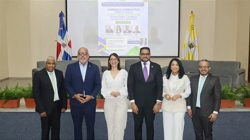 UCSD examina los cambios, alcances y desafíos del nuevo Código Penal dominicano Angel Gomera Gustavo de los Santos Coll Carmen Consuelo Lopez Amauri Mateo Rosalmy Guerrero y Edison Joel Pena