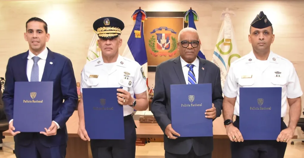 DGJP, SENASA y COREPOL unifican control de planes de salud para policías pensionados