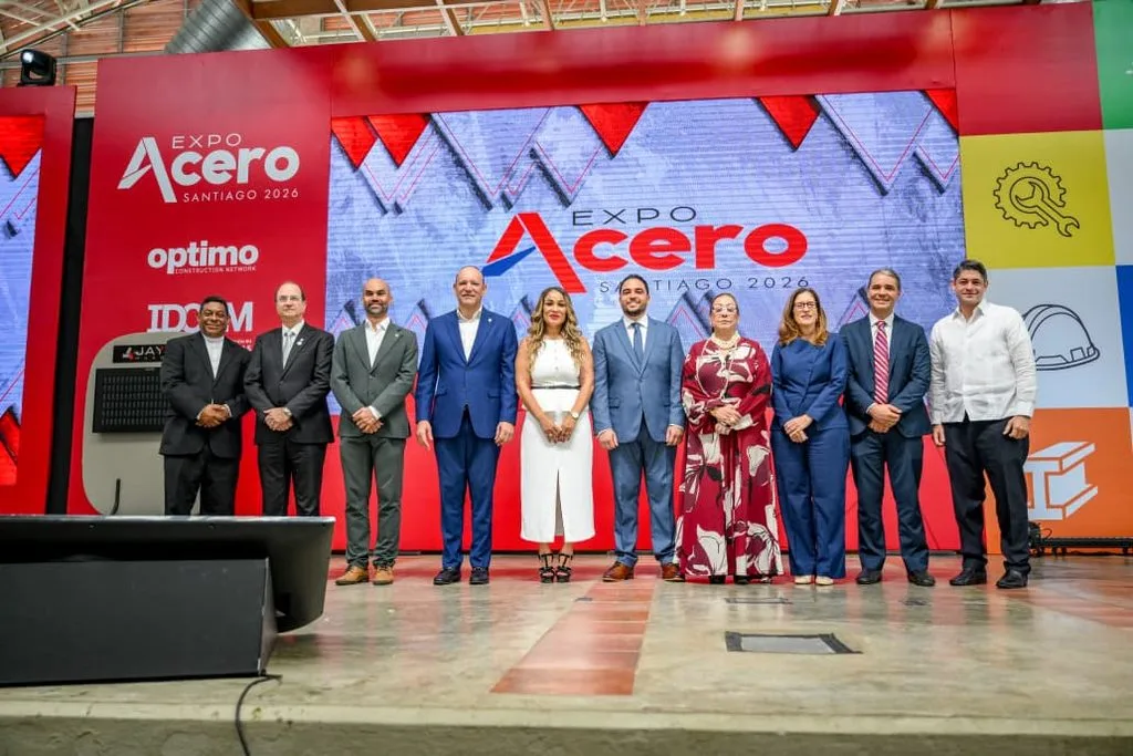 Expo Acero 2026 reúne en Santiago a más de 100 marcas y seis universidades Expo Acero formalizan alianza con universidades dominicanas para vincular a estudiantes de termino de arquitectura e ingenieria