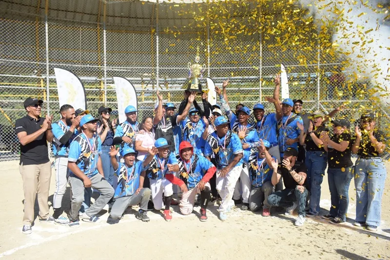 Comienza este sábado Torneo de Softbol Navideño Comienza este sábado Torneo de Softbol Navideño