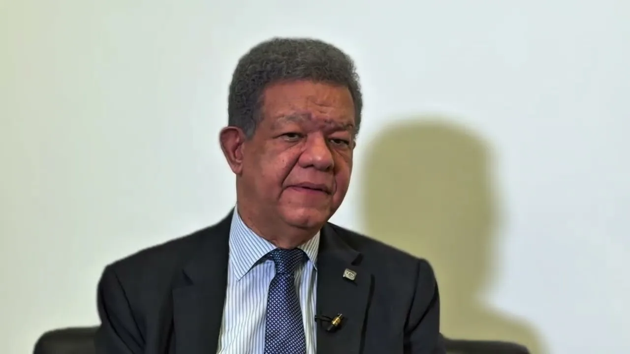 Leonel Fernández afirma que violencia “ha desbordado al Gobierno” tras recientes ataques Leonel Fernández afirma que violencia “ha desbordado al Gobierno” tras recientes ataques