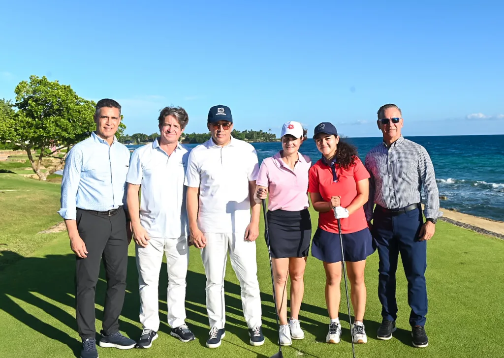 Lorena Ochoa debuta en Teeth of the Dog y comparte con jóvenes golfistas dominicanos Lorena Ochoa debuta en Teeth of the Dog y comparte con jovenes golfistas dominicanos1