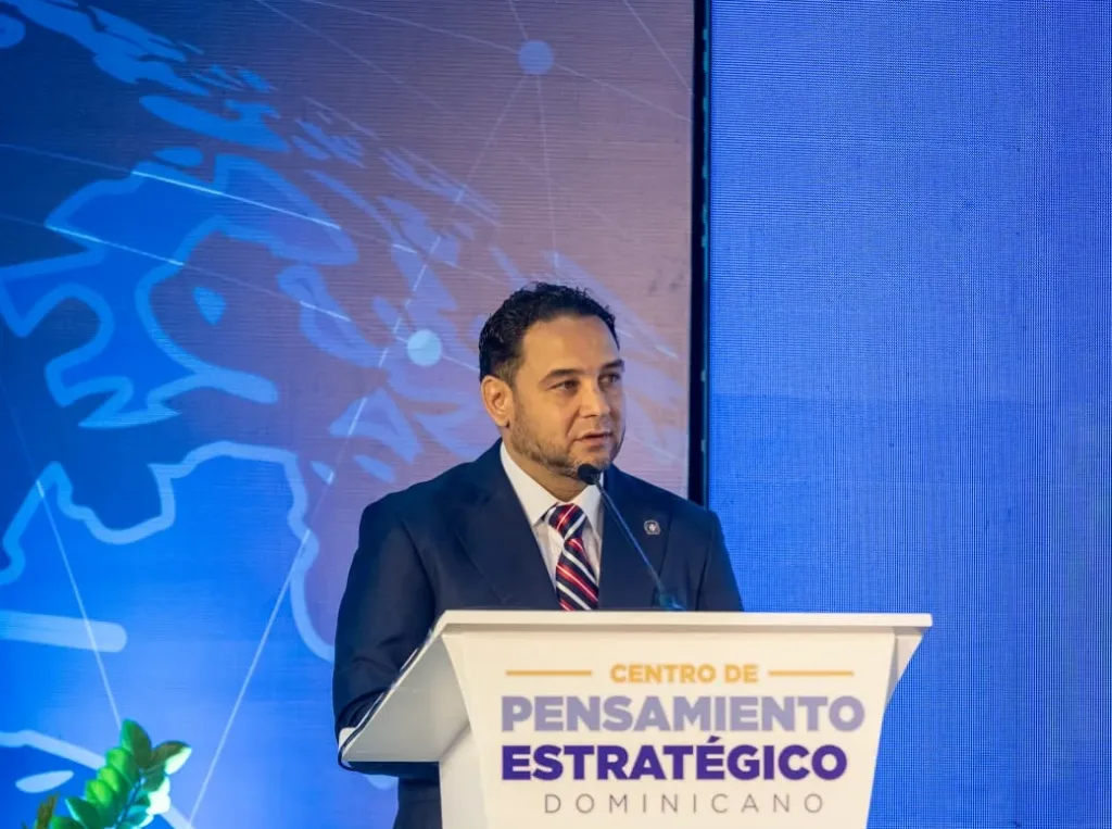 Centro de Pensamiento Estratégico anuncia amplio estudio sobre impacto socioeconómico de la relación domínico-haitiana Manuel Cruz eljacaguero e1788801979359