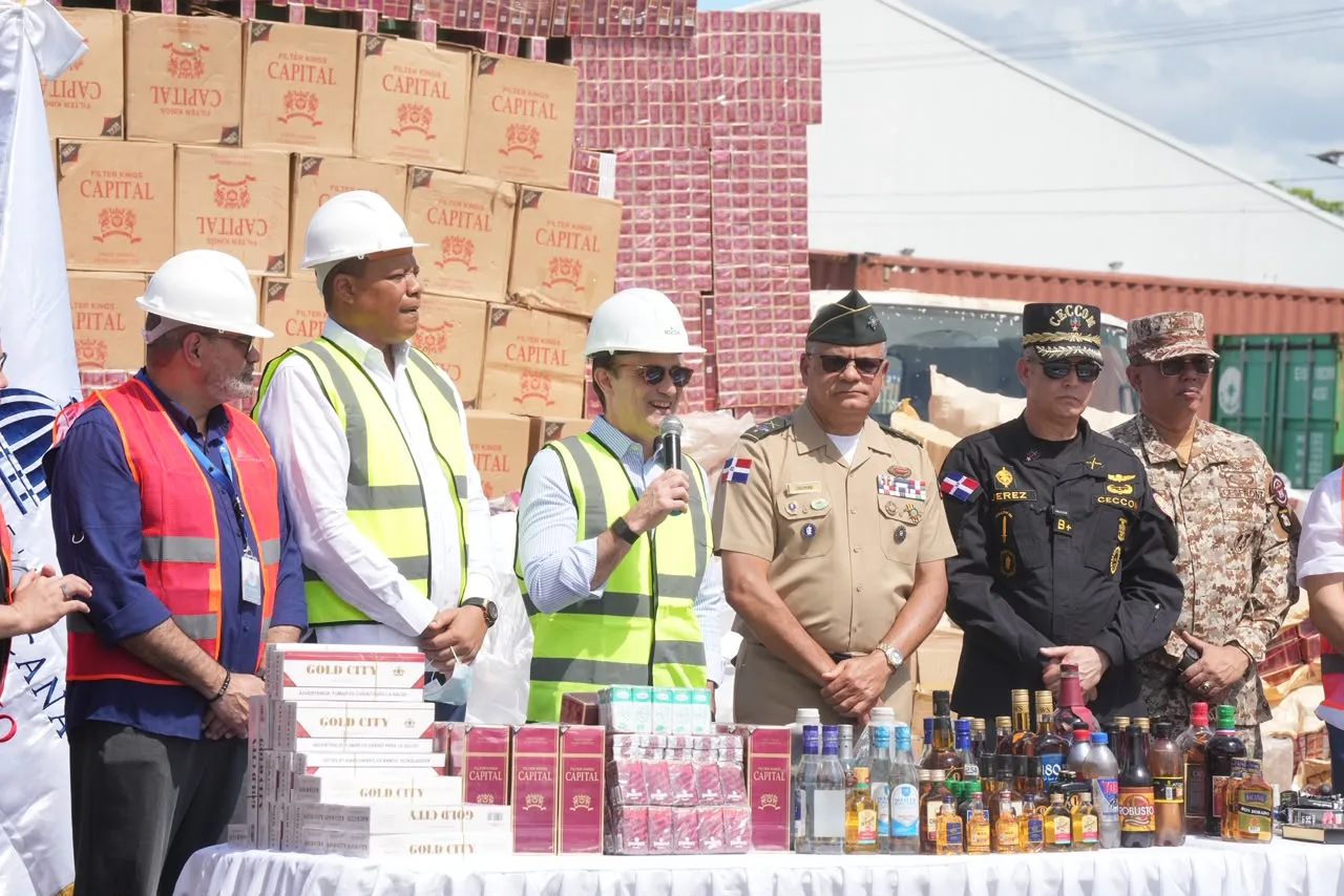 RD retira 28.3 millones de productos ilícitos valorados en RD$362.7 millones RD retira 28.3 millones de productos ilícitos valorados en RD$362.7 millones
