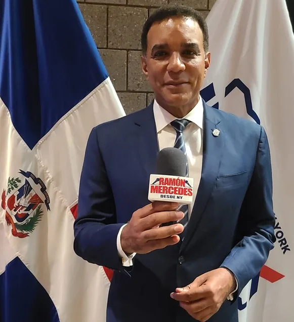 Senador por Espaillat expone ante la comunidad dominicana en el exterior sus logros Senador por Espaillat expone ante la comunidad dominicana en el exterior sus logros