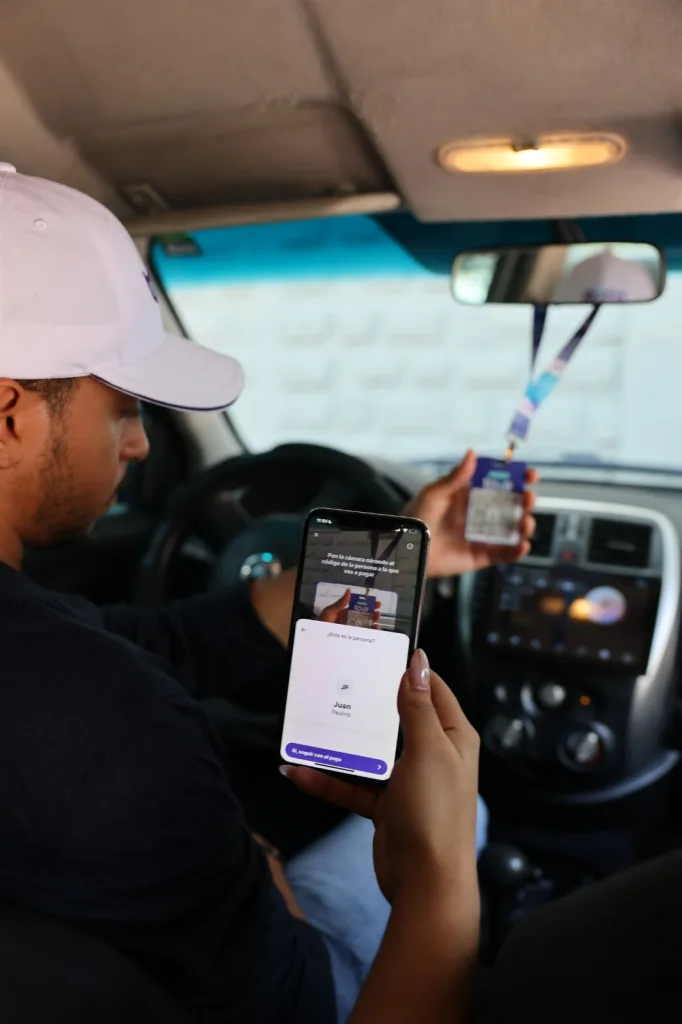 Toke e inDrive llevan los pagos digitales a los viajes urbanos en Republica Dominicana
