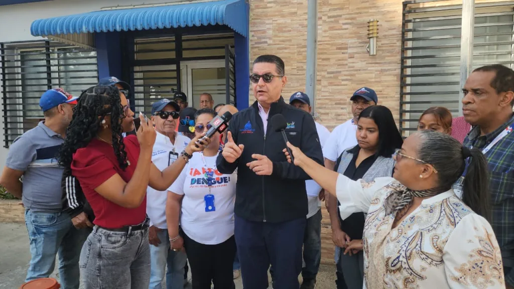 “Ganémosle al Dengue”: DPS Santiago I intensifica campaña para mantener cero mortalidad