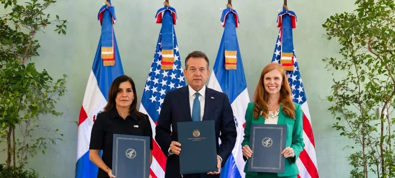 Embajadora de los Estados Unidos ofrece recepción para celebrar que la República Dominicana se una al Consenso de Ginebra WhatsApp Image 2026 09 04 at 11.20.50 AM 1