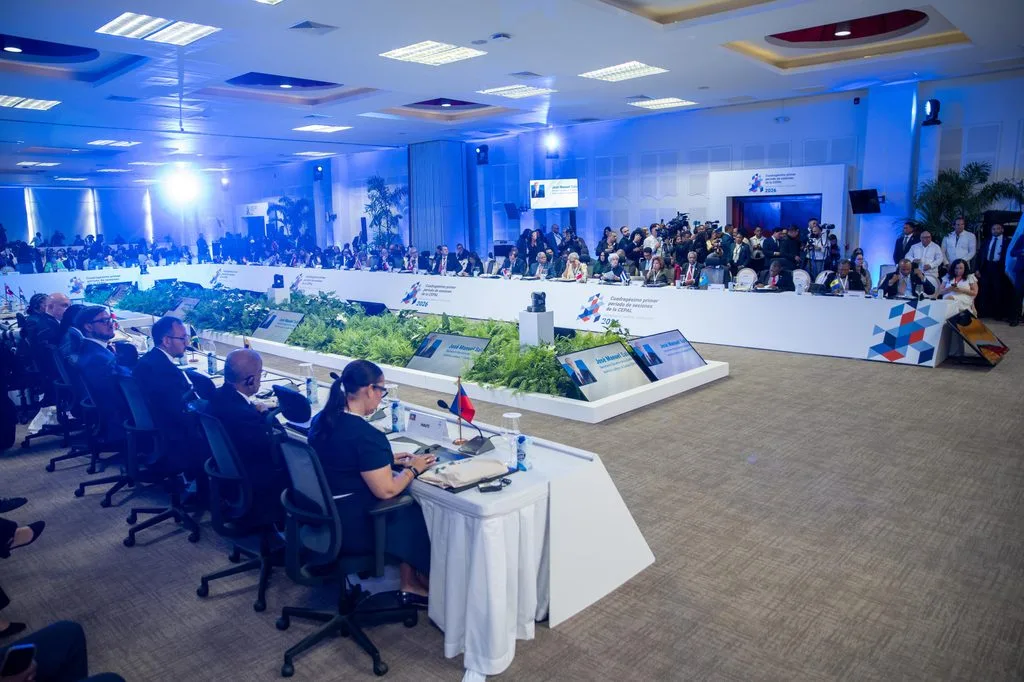 Abinader sacude debate en la CEPAL: pide más integración regional y que el crecimiento llegue a los bolsillos Abinader sacude debate en la CEPAL pide mas integracion regional y que el crecimiento llegue a los bolsillos1