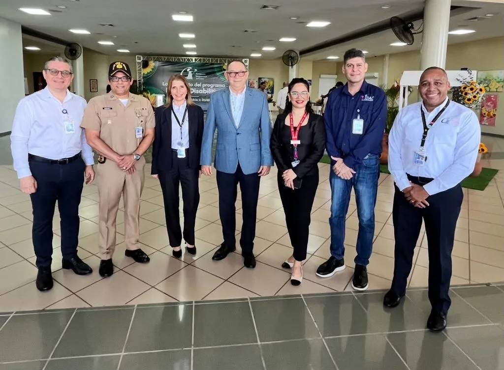 Aeropuerto del Cibao se suma a programa internacional para apoyar a pasajeros con discapacidades no visibles Aeropuerto del Cibao se suma a programa internacional para apoyar a pasajeros con discapacidades no visibles1