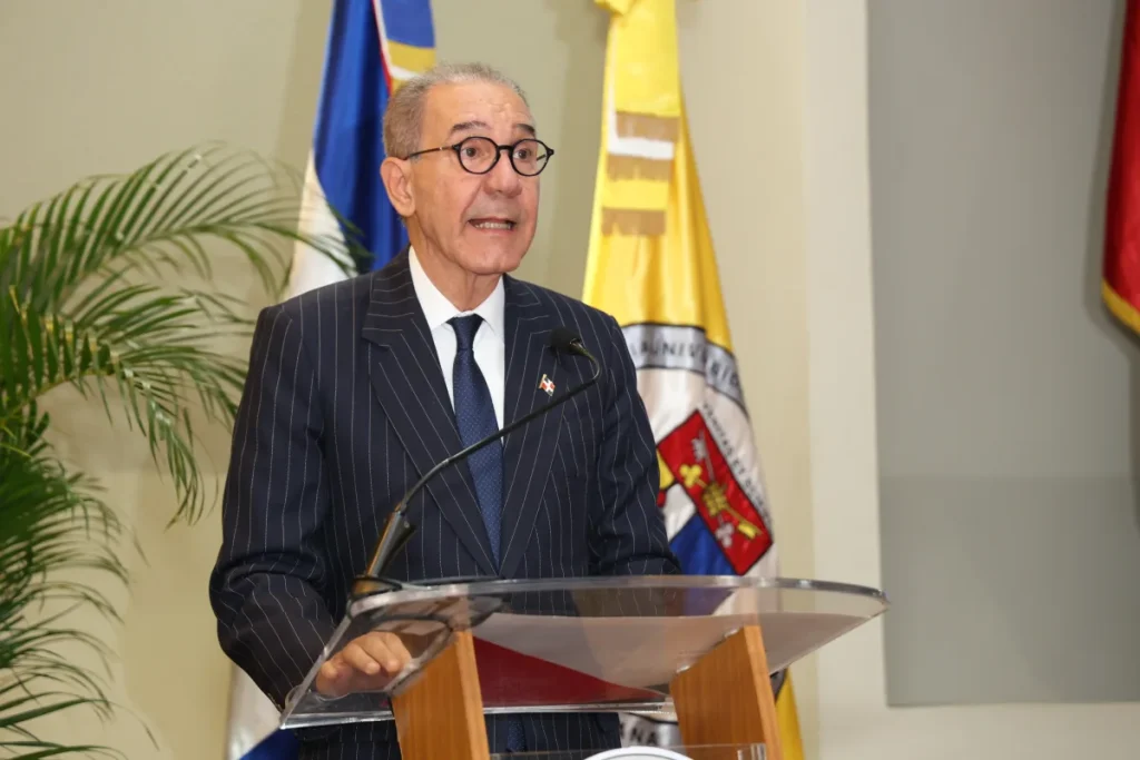 García Fermín expondrá en México y Guatemala propuesta para posicionar a RD como destino académico García Fermín expondrá en México y Guatemala propuesta para posicionar a RD como destino académico