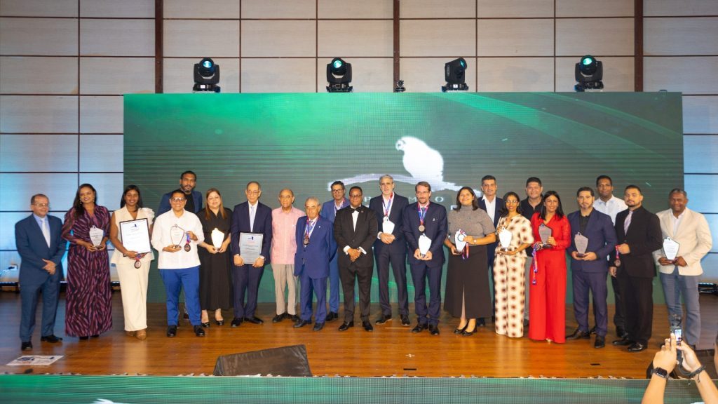 Premio Nacional de Turismo distingue a Leonardo Medrano por más de 30 años de trayectoria