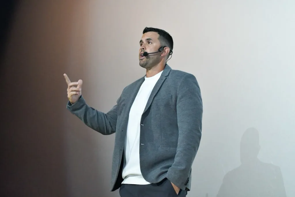 Luis “Pipe” Urueta anuncia a Adón y Garabito para los primeros dos juegos de las Águilas