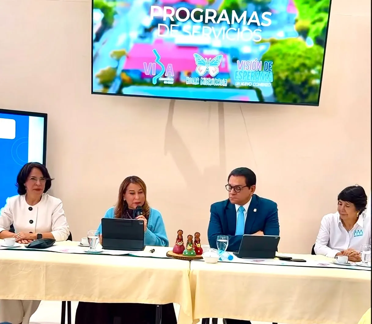 Mayra Jiménez plantea convertir a Santiago en modelo de inclusión social para el país Mayra Jiménez plantea convertir a Santiago en modelo de inclusión social para el país