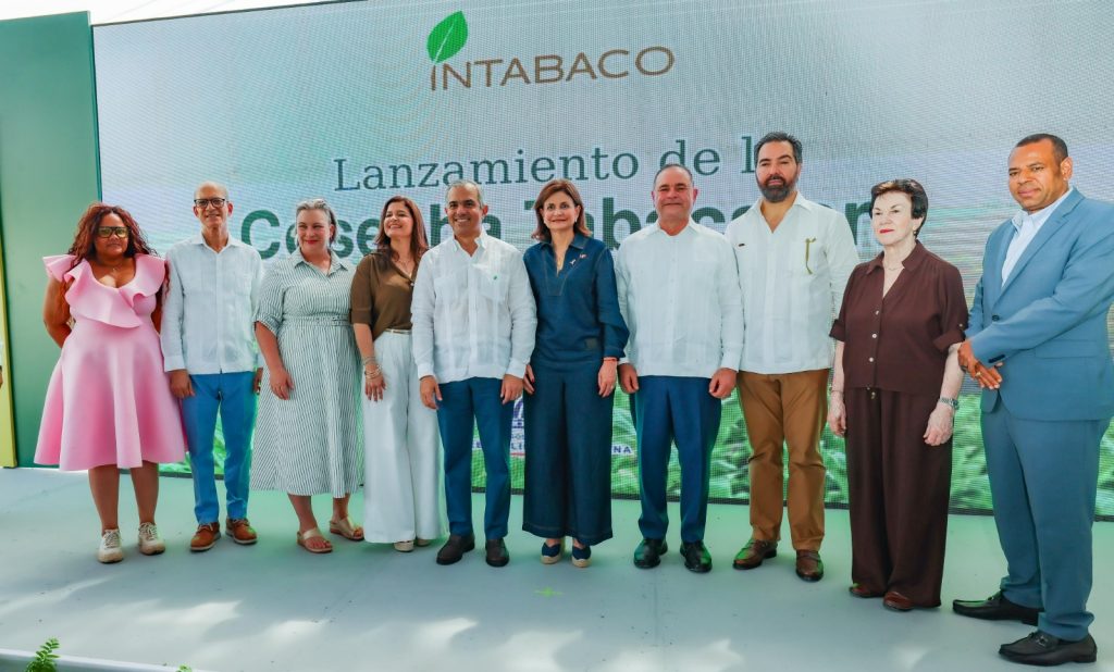 Raquel Peña resalta auge del tabaco dominicano: US$1,340 millones en ventas y 122 mil empleos Raquel Peña resalta auge del tabaco dominicano: US$1,340 millones en ventas y 122 mil empleos