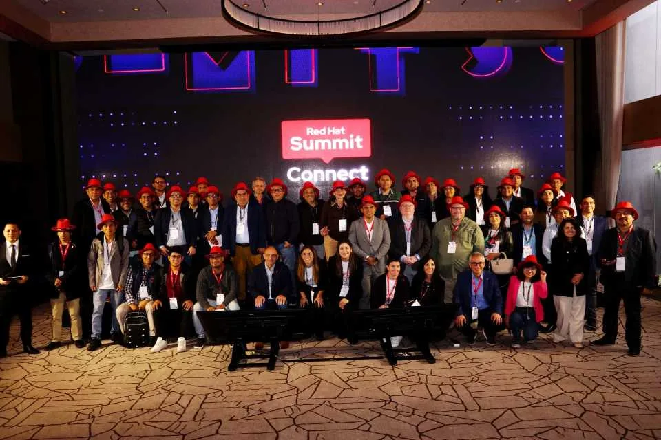 Red Hat Summit: Connect 2026 sitúa la soberanía digital y la seguridad en el centro de la estrategia de IA Red Hat Summit: Connect 2026 sitúa la soberanía digital y la seguridad en el centro de la estrategia de IA