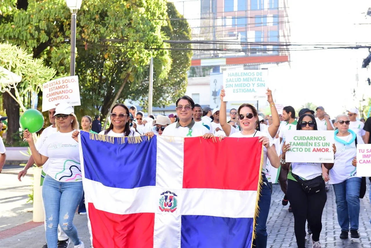 Santiago camina por el bienestar emocional: SRS Cibao Norte reúne a decenas en jornada de concienciación Santiago camina por el bienestar emocional: SRS Cibao Norte reúne a decenas en jornada de concienciación