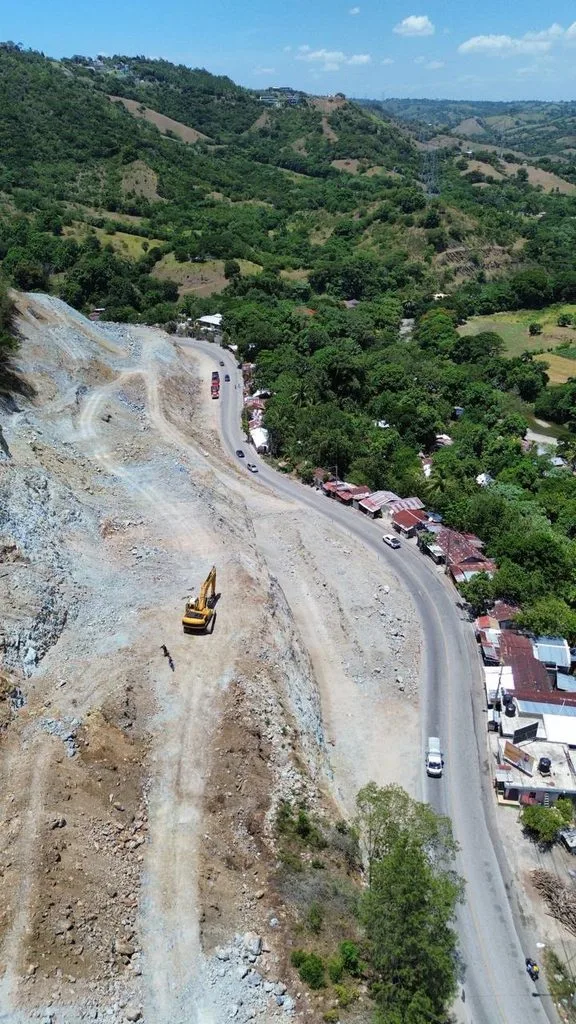 MOPC avanza en expropiaciones para ampliar la carretera Federico Basilis hacia Jarabacoa carretera Federico Basilis hacia Jarabacoa