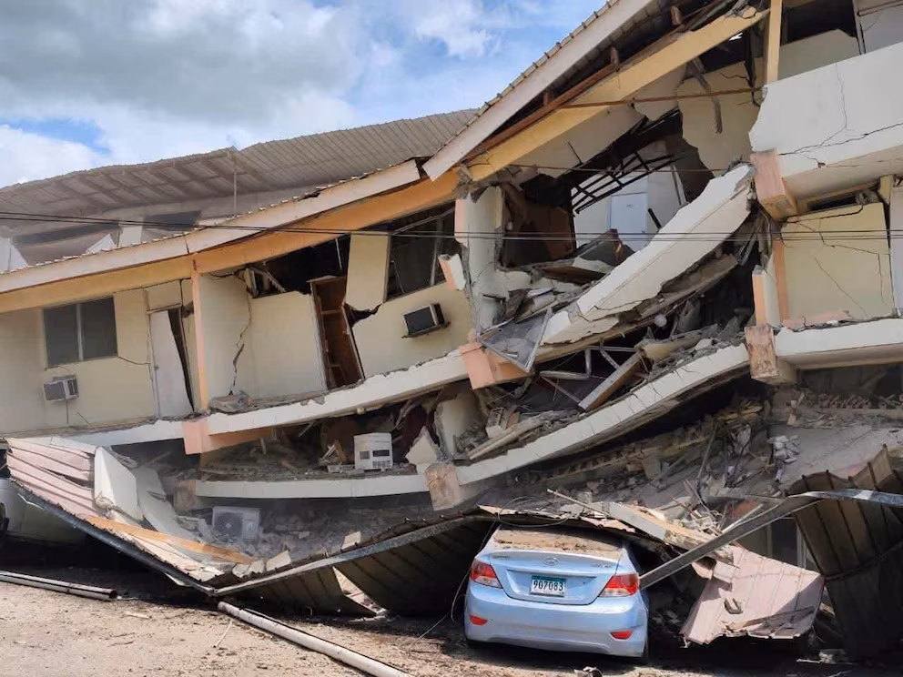 Potente terremoto de magnitud 7.7 sacude Panamá y obliga a evacuar edificios Potente terremoto de magnitud 7.7 sacude Panamá y obliga a evacuar edificios